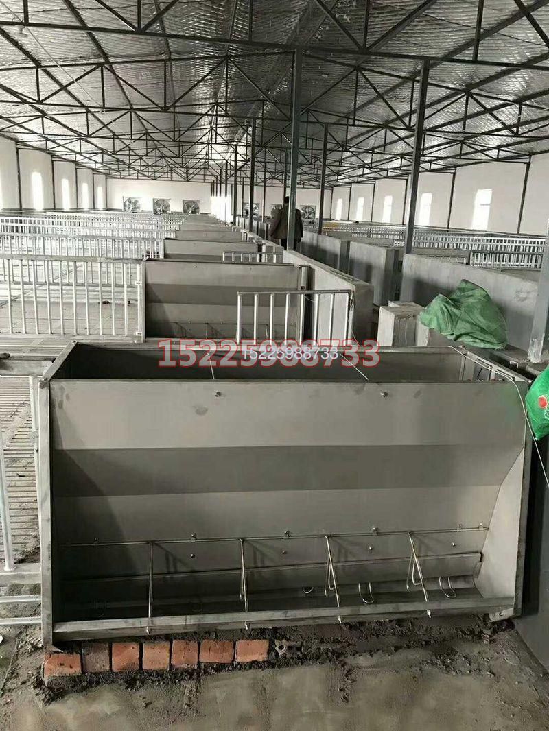 不（bú）鏽鋼料槽